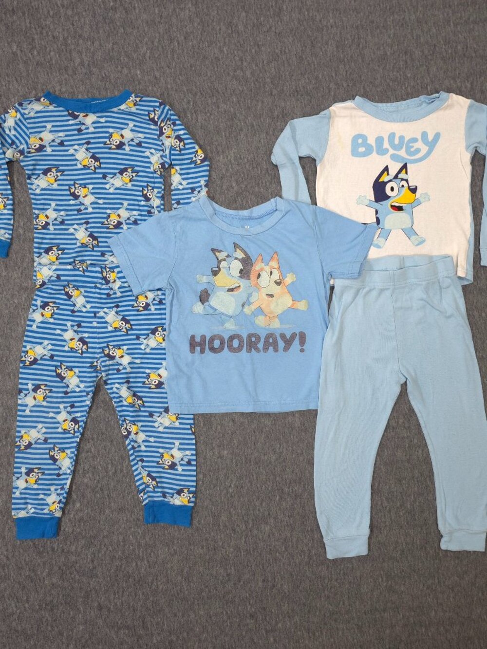 Bluey Kids 4T Pajama Bundle 2 PJ Sets + T-Shirt Bingo 5pc